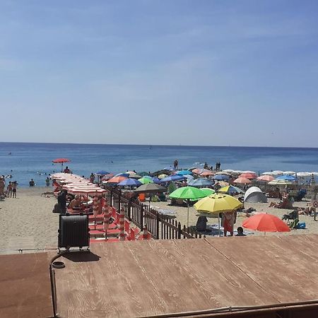 La Casa Di Pepe Διαμέρισμα Pietra Ligure Εξωτερικό φωτογραφία